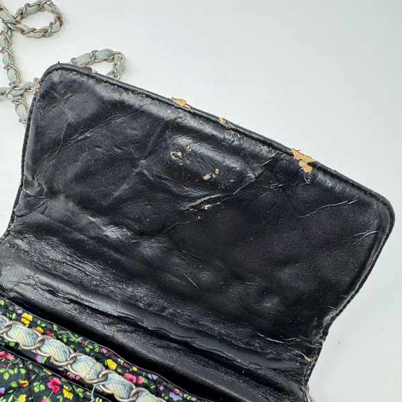 VS‎ Pink floral crossbody purse, denim woven chain strap, Victoria’s Secret, bag - Picture 9 of 12